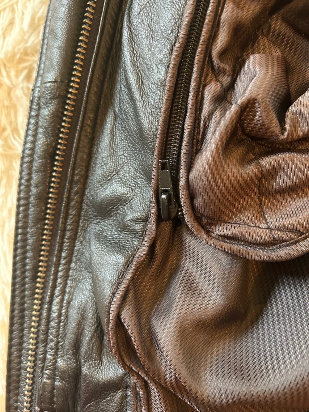 Vintage Wilson Black Leather Bomber Jacket Men Xtra Large - Picture 9 of 9